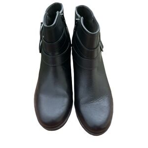 Clarks Hollis Pearl 26146140 Womens Black Leather Strap Casual Dress Boots Sz7.5